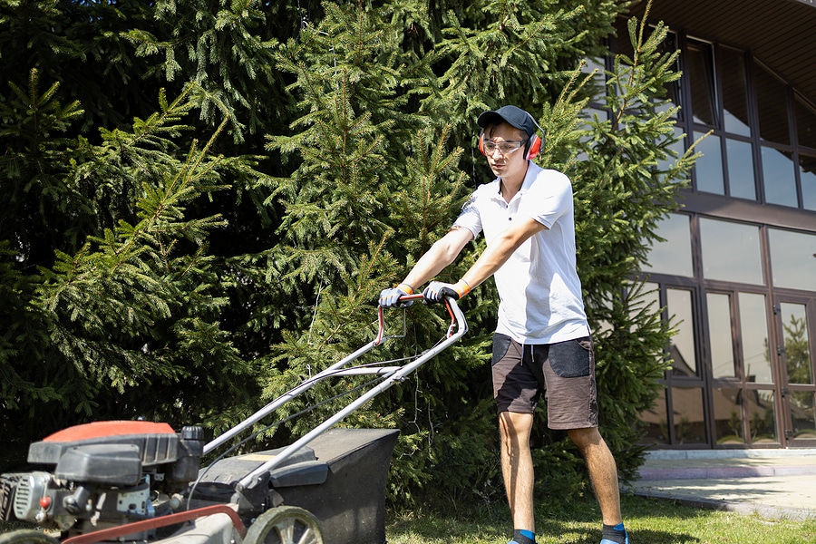 Lawn Care Tips to Prep for Fall